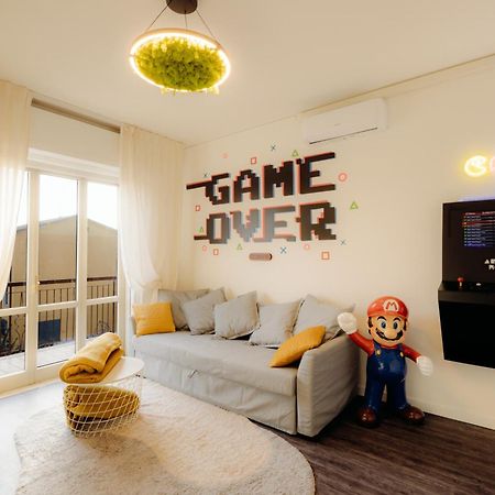 Arcade House Verona Fiera Netflix + Videogame Exterior foto