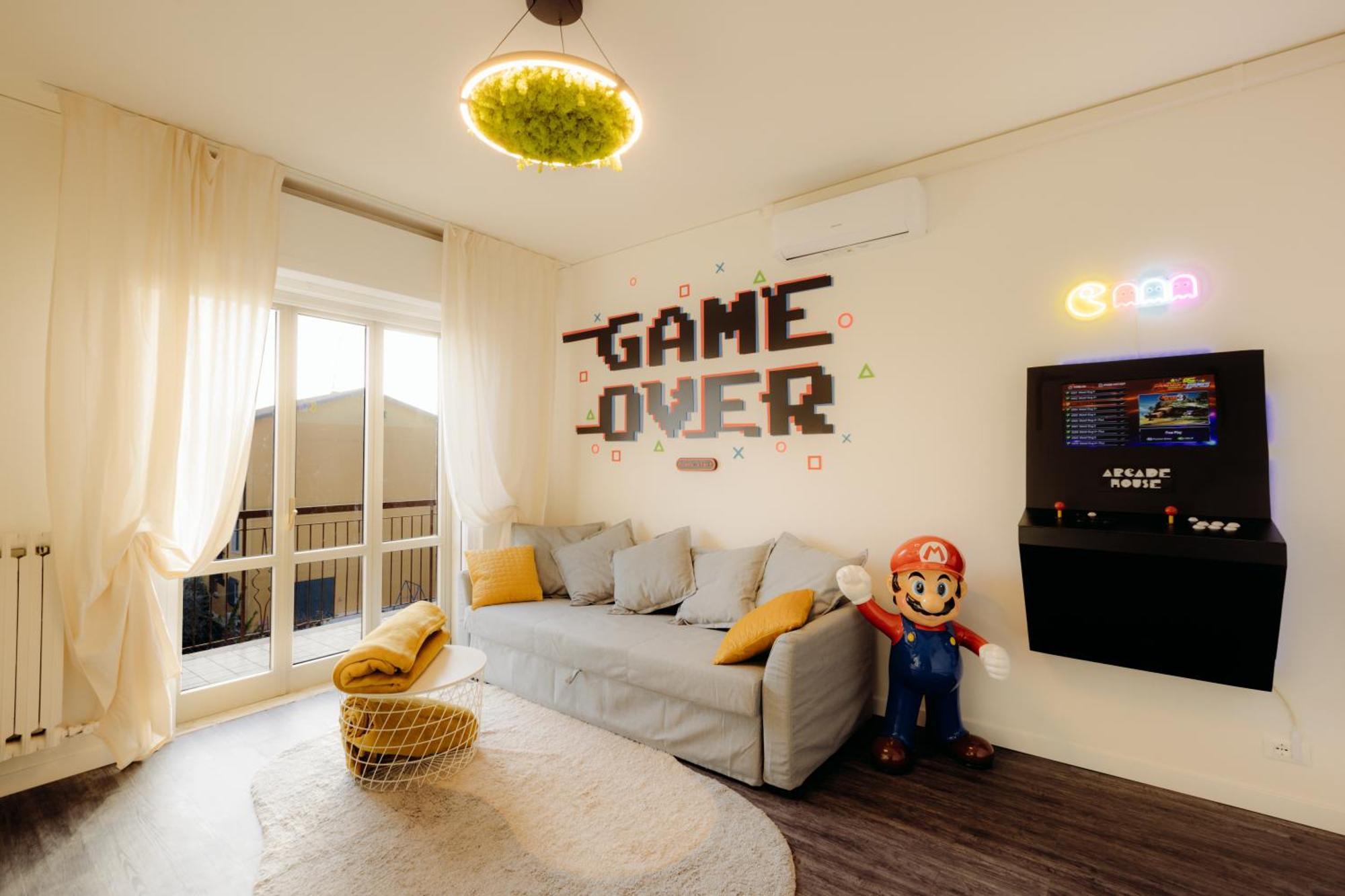 Arcade House Verona Fiera Netflix + Videogame Exterior foto